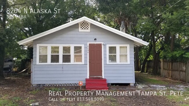 - IMMEDIATE MOVE IN - - - IMMEDIATE MOVE IN - House
