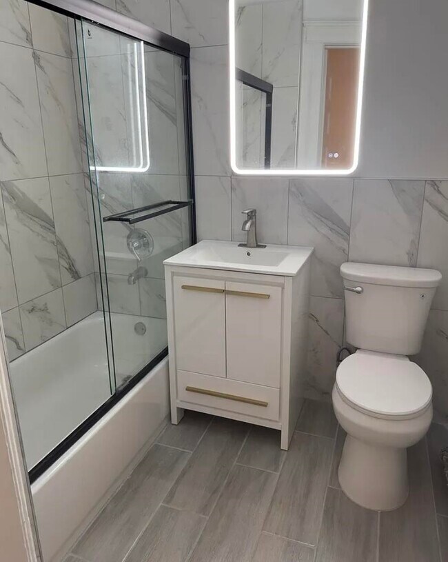 Photo - 128 35th St Unit 3