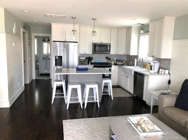 Photo - 1001 Fairfield Beach Rd