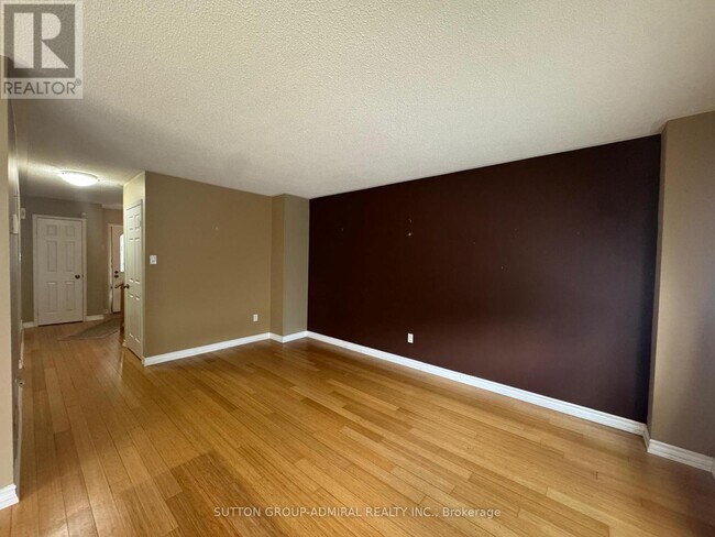 Photo - 27 Dawson Crescent