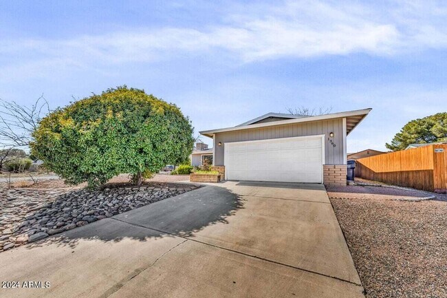 Photo - 1360 Mark Ave