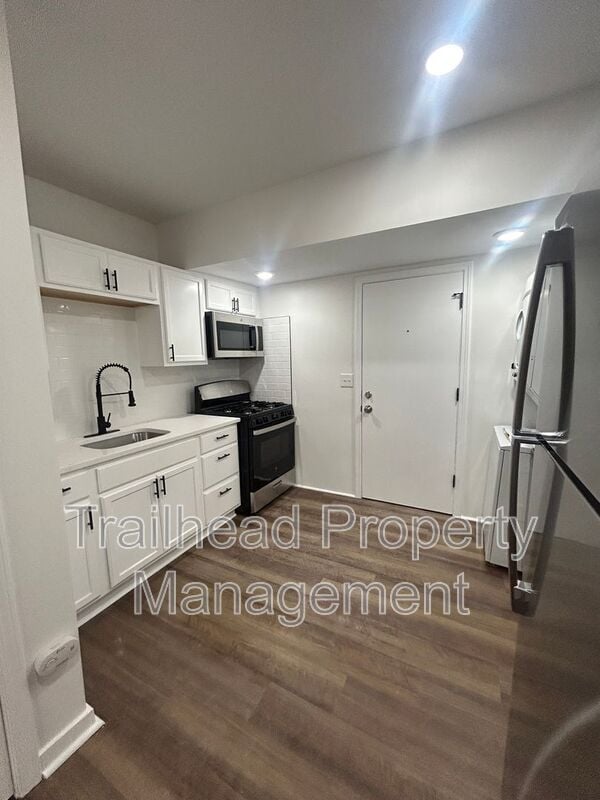 Photo - 320 E Gregory Blvd