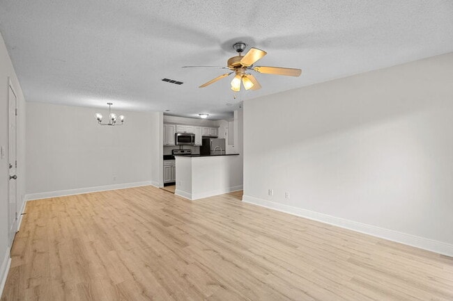 Photo - 5207 Santa Fe Pkwy