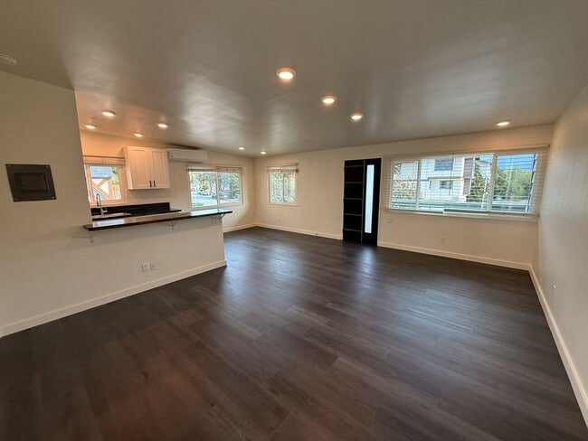 Building Photo - Charming 1-Bedroom Apartment in the Heart of Solvang Unit 1561