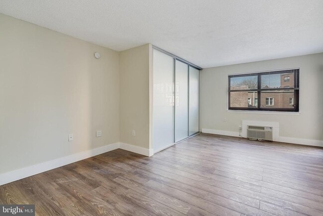 Photo - 1816 New Hampshire Ave NW Unit 310