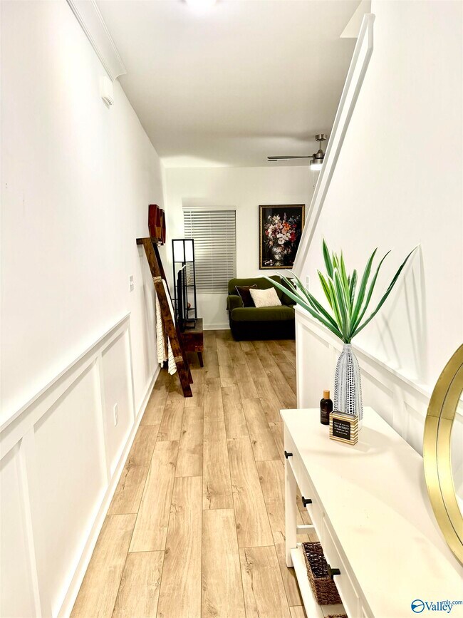 Photo - 7559 Discovery Pt Dr NW