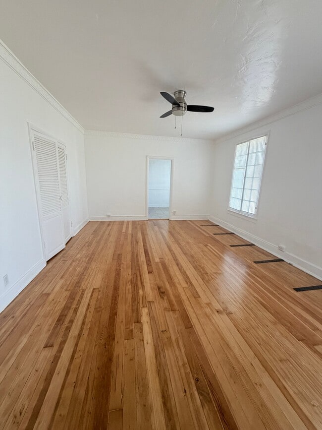Photo - 318 S Kingsley Dr Unidad 302