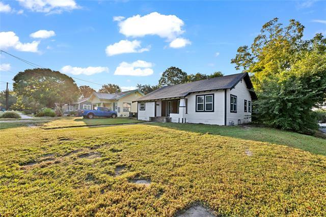 Photo - 326 W Rainey St