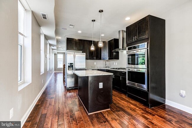 Photo - 2408 Hudson St Townhome