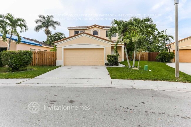 Photo - 10621 SW 14th Ct