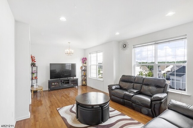Photo - 127 Sowers Dr