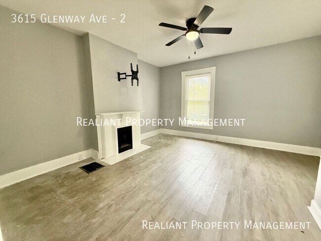 Photo - 3615 Glenway Ave Unidad 2