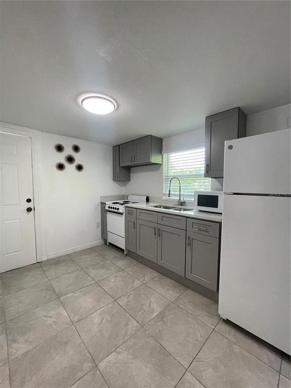 Photo - 1606 New Amsterdam Way