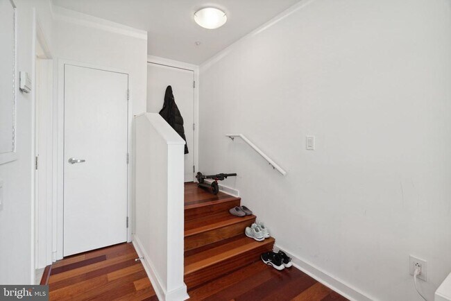 Photo - 219 S 18th St Unidad 411C