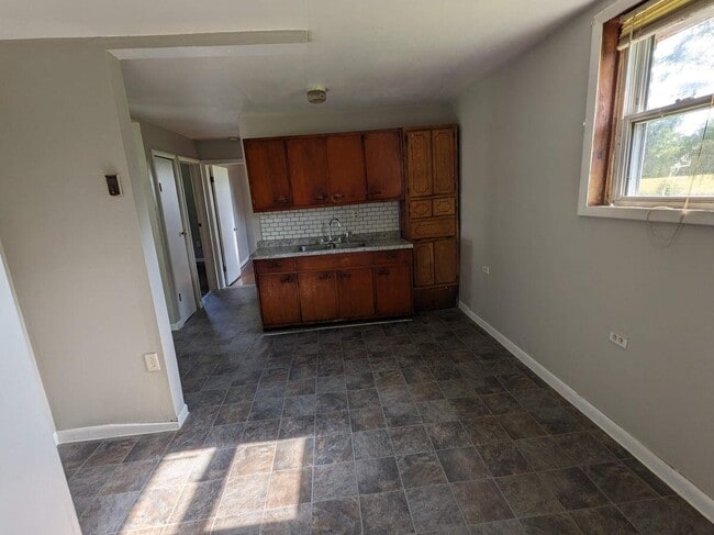 Photo - 1015 S Pittenger Rd