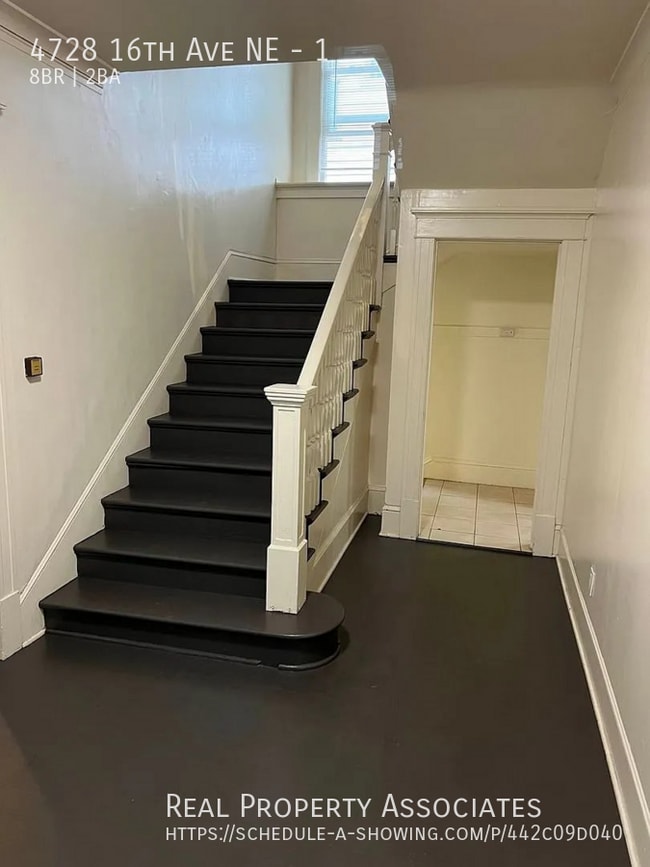 Photo - 4728 16th Ave NE