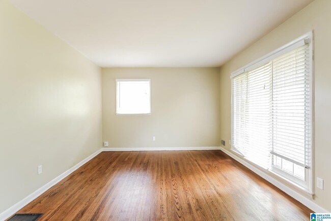 Photo - 1040 Hagwood Rd