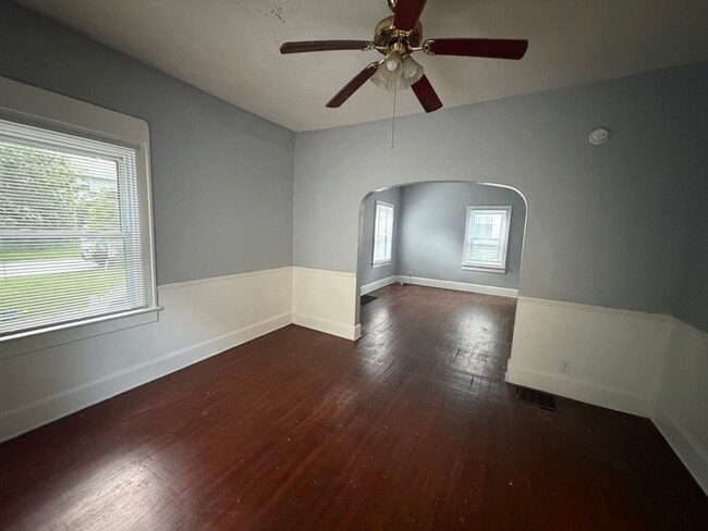 Photo - 3 Bedroom Near Irvington-Emerson Heights