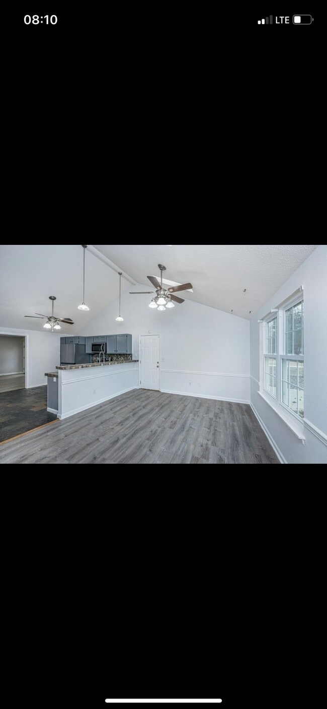 Photo - 2135 Pinehurst Ave