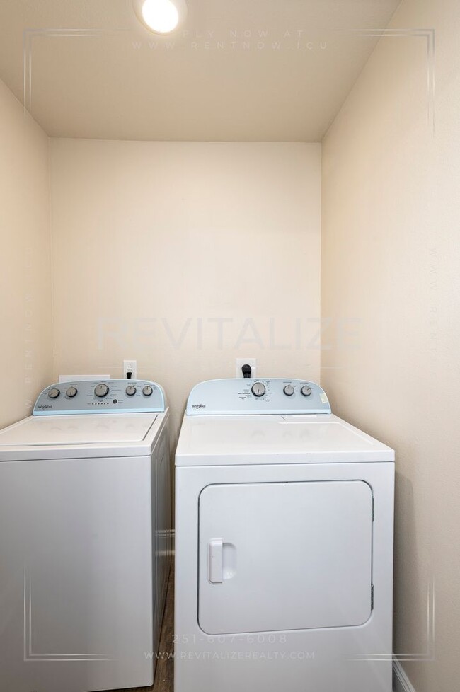 Photo - 1704 McGill Ave Unidad 1704 McGill Ave  B