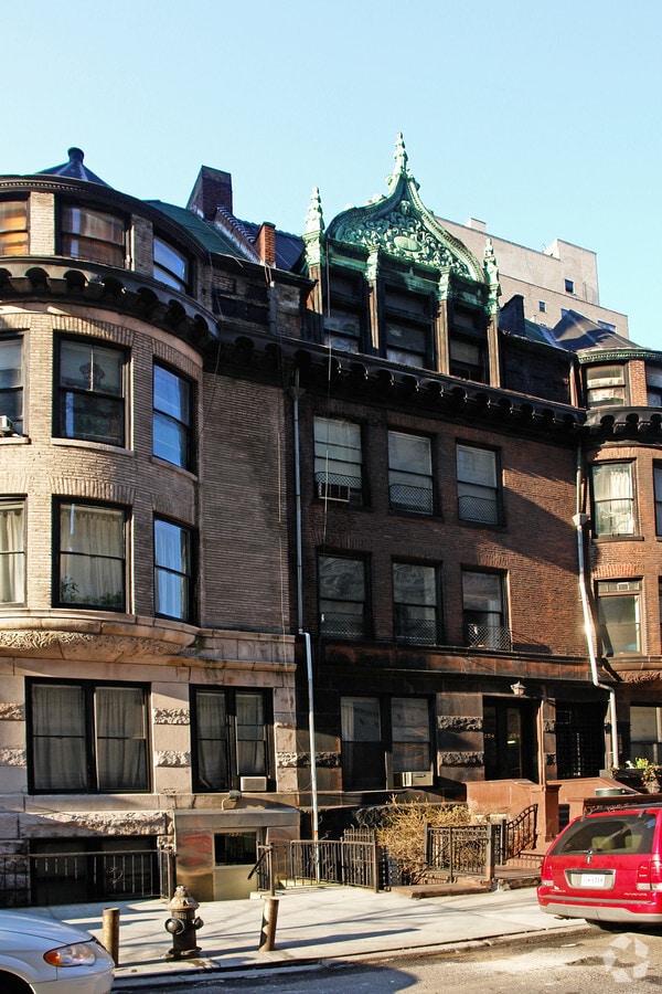 Photo - 256 West 73rd Street