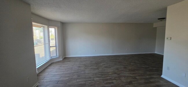 Photo - 5265 Chatfield Dr