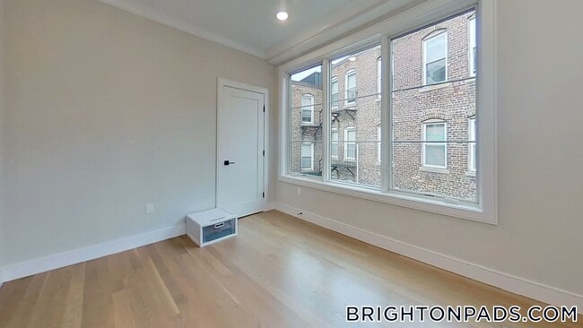 Photo - 104-106-106 Warren St Unidad 6