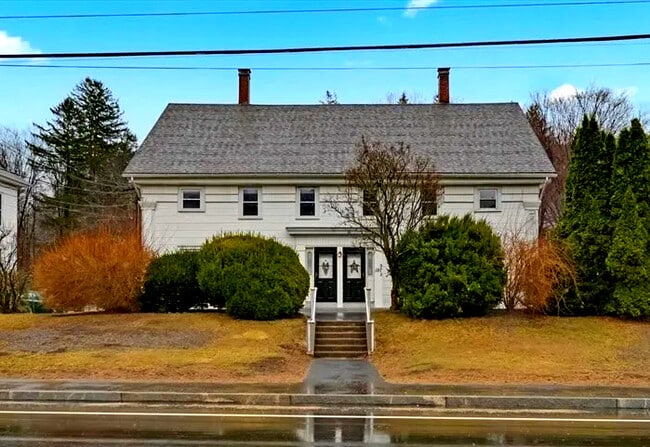 Photo - 197 Main St Apartments Unit 197A