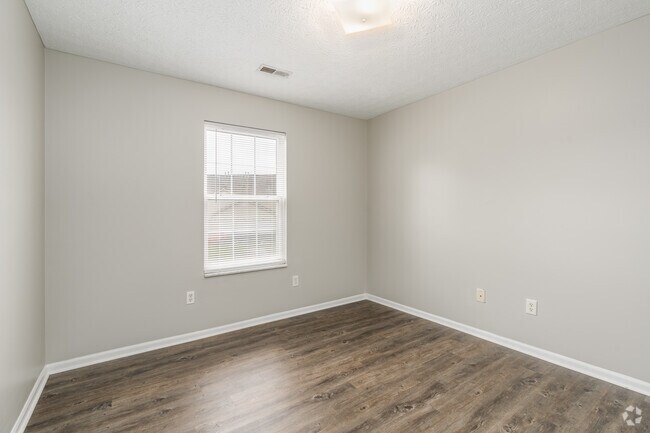 2BR, 2BA - 990SF - Bedroom Mid Upgrade