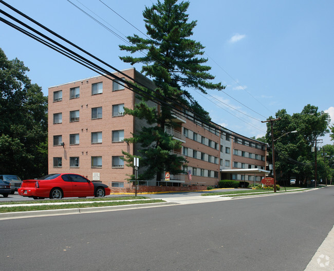 Hyattsville House Apartments - Hyattsville House Apartments