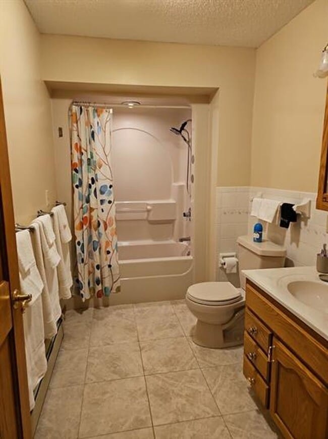 Photo - 1262 Michigan 35 Bark River, MI