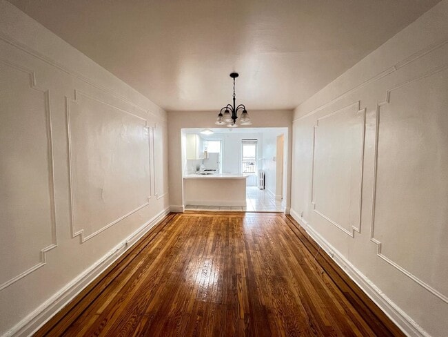 Building Photo - 314 York St Unit 4