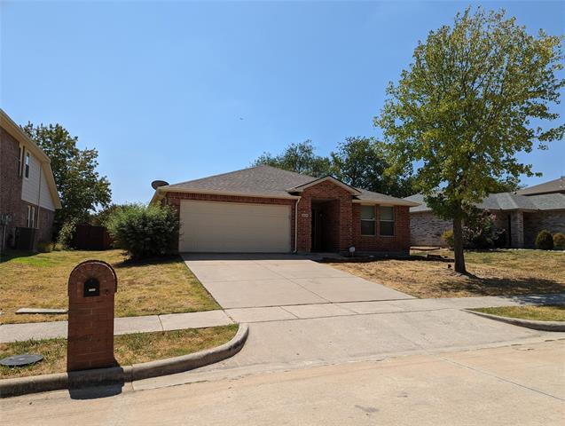 Photo - 1624 Flagstone Ln House