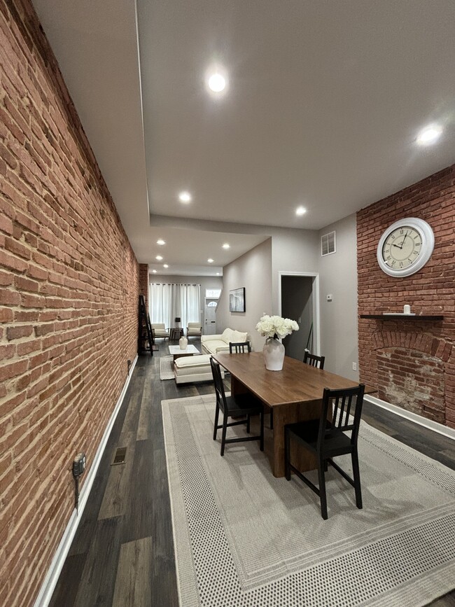 Photo - 1151 Myrtle Ave