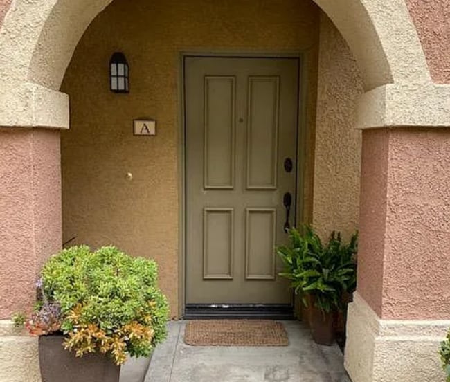 Photo - Beautiful Clubhouse Condo For Lease