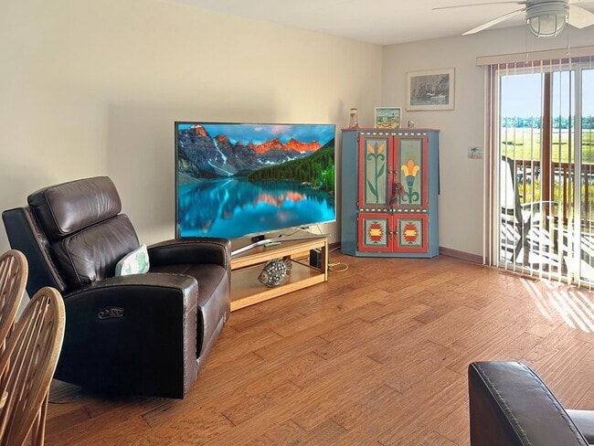 Photo - 7214 FIDDLER Ln