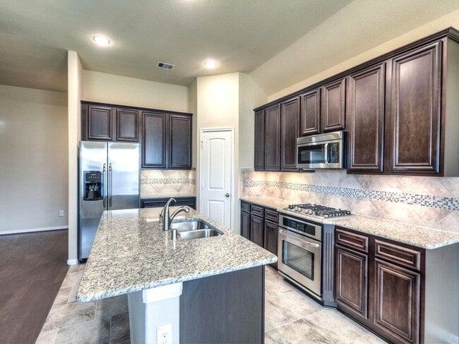 Photo - 1530 Holly Chase Ct