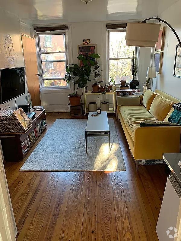 Building Photo - 138 Adelphi St Unit 3 Rental