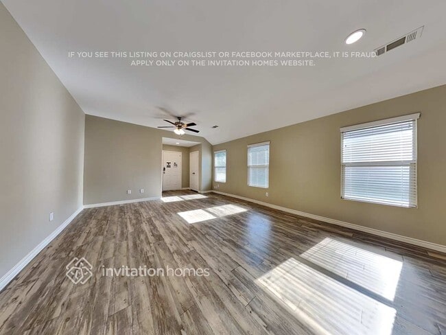 111 E Kirnwood Dr