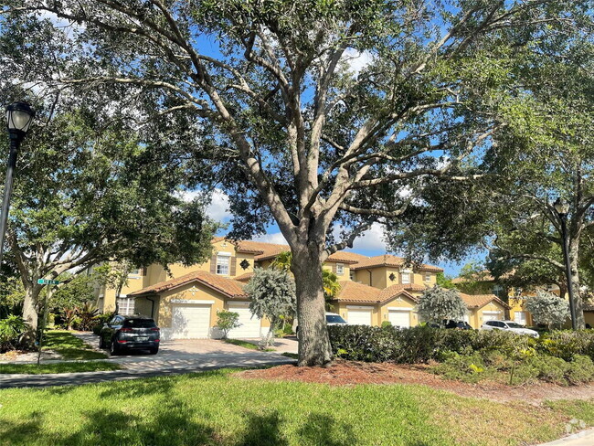 Building Photo - 8138 NW 128th Ln Rental