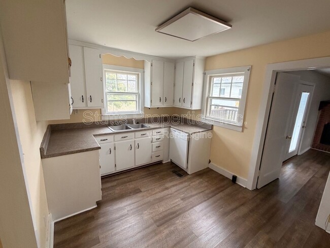 Photo - 1611 Southern Blvd