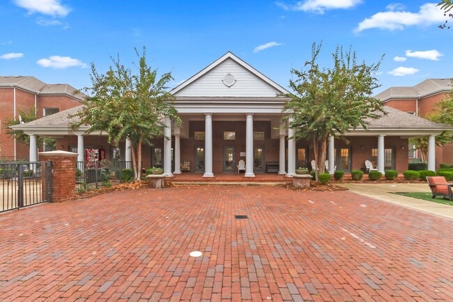 Building Photo - Midtown Village 2 Bed 2 Bath Condo! Available Now! Call Today to Schedule a Tour!