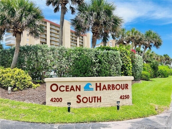Building Photo - 4250 N Hwy A1A Unit 302