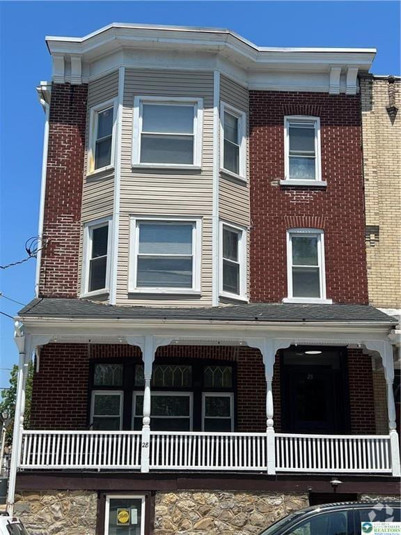 Building Photo - 28 W North St Unit 3 Rental