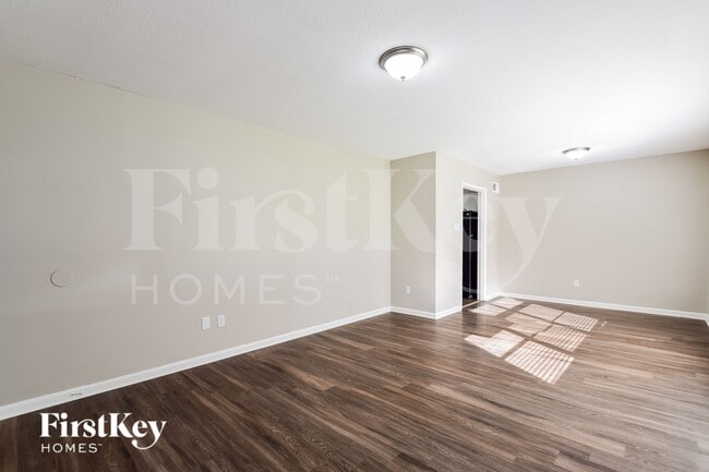 Photo - 5120 Hudgins Rd