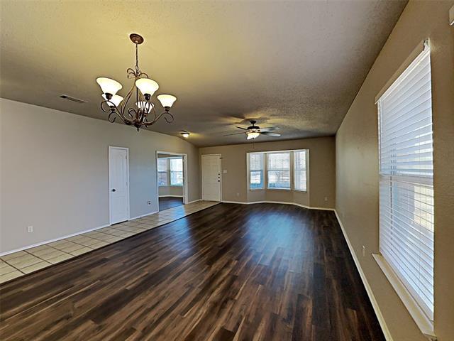 Photo - 1210 Hampton Dr
