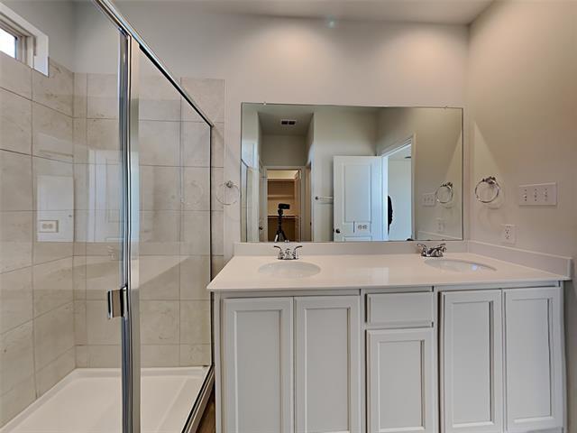 Photo - 1629 Briar Hunt Dr