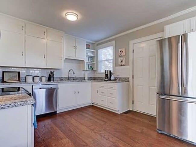 Photo - South Knox 3BR/2BA - TWO kitchens; great for roommates