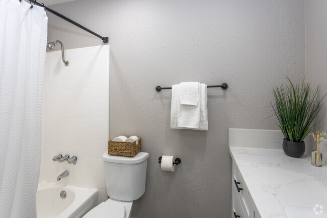 2BR - 2BA, 900SF