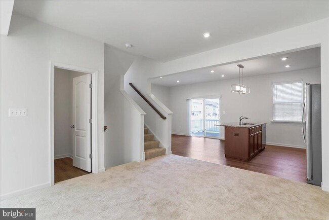 Photo - 21 Stafford Pl